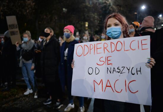 Акция в против запрета абортов в Варшаве