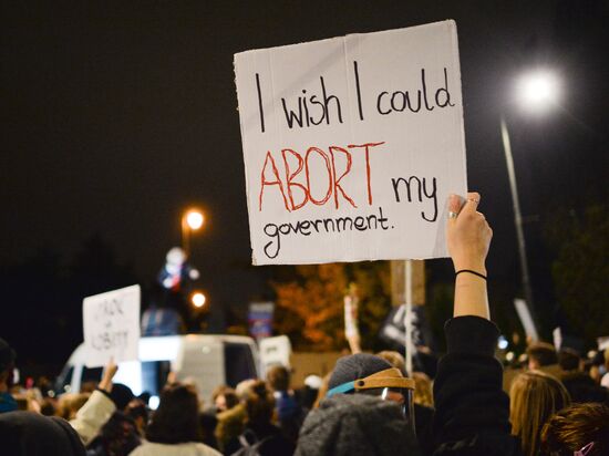 Акция в против запрета абортов в Варшаве