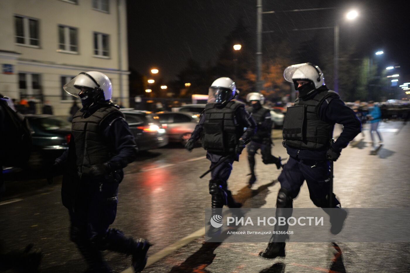 Акция в против запрета абортов в Варшаве