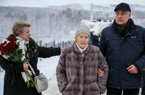 Церемония захоронения останков воинов, погибших при защите Советского Заполярья во время Великой Отечественной войны