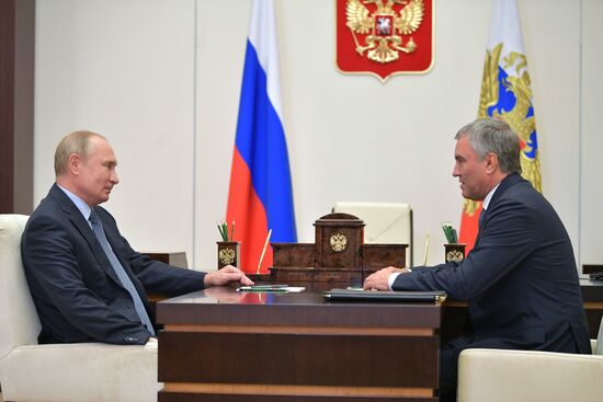 Президент РФ В. Путин встретился со спикером Госдумы РФ В. Володиным