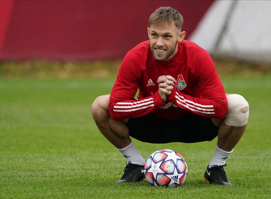 Тренировка ФК "Локомотив" перед матчем Лиги чемпионов с ФК "Бавария"