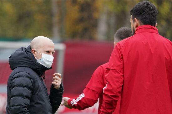 Тренировка ФК "Локомотив" перед матчем Лиги чемпионов с ФК "Бавария"