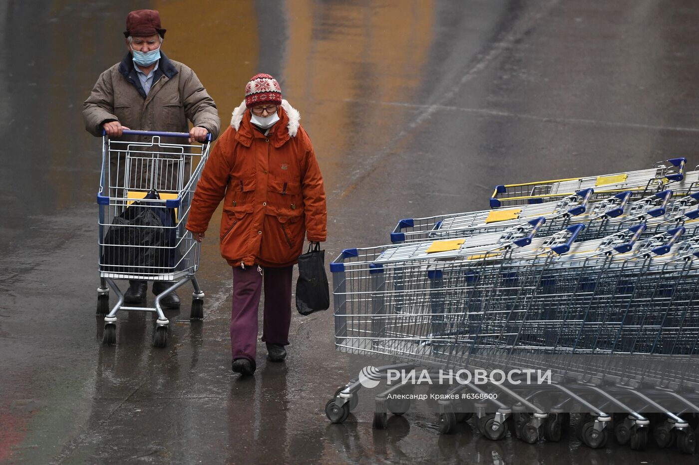 Работа гипермаркета "Лента" в Новосибирске
