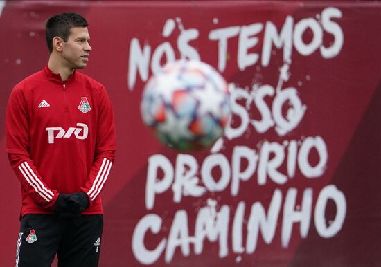 Тренировка ФК "Локомотив" перед матчем Лиги чемпионов с ФК "Бавария"