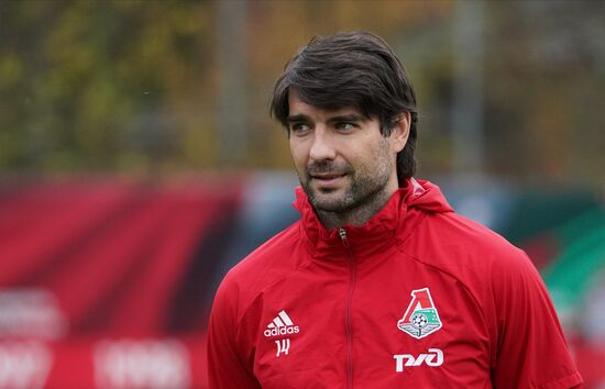 Тренировка ФК "Локомотив" перед матчем Лиги чемпионов с ФК "Бавария"