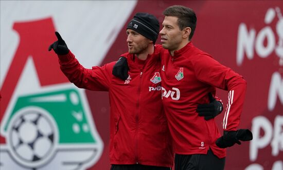 Тренировка ФК "Локомотив" перед матчем Лиги чемпионов с ФК "Бавария"