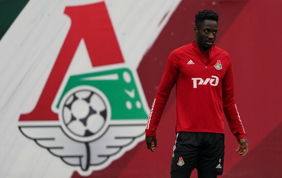 Тренировка ФК "Локомотив" перед матчем Лиги чемпионов с ФК "Бавария"