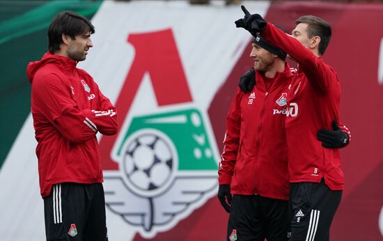 Тренировка ФК "Локомотив" перед матчем Лиги чемпионов с ФК "Бавария"