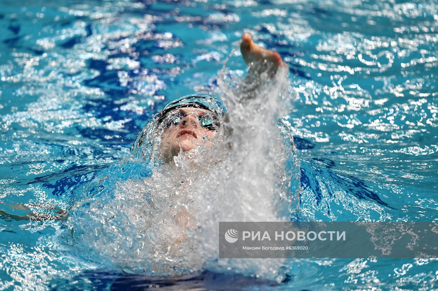 Плавание. Чемпионат России. День второй