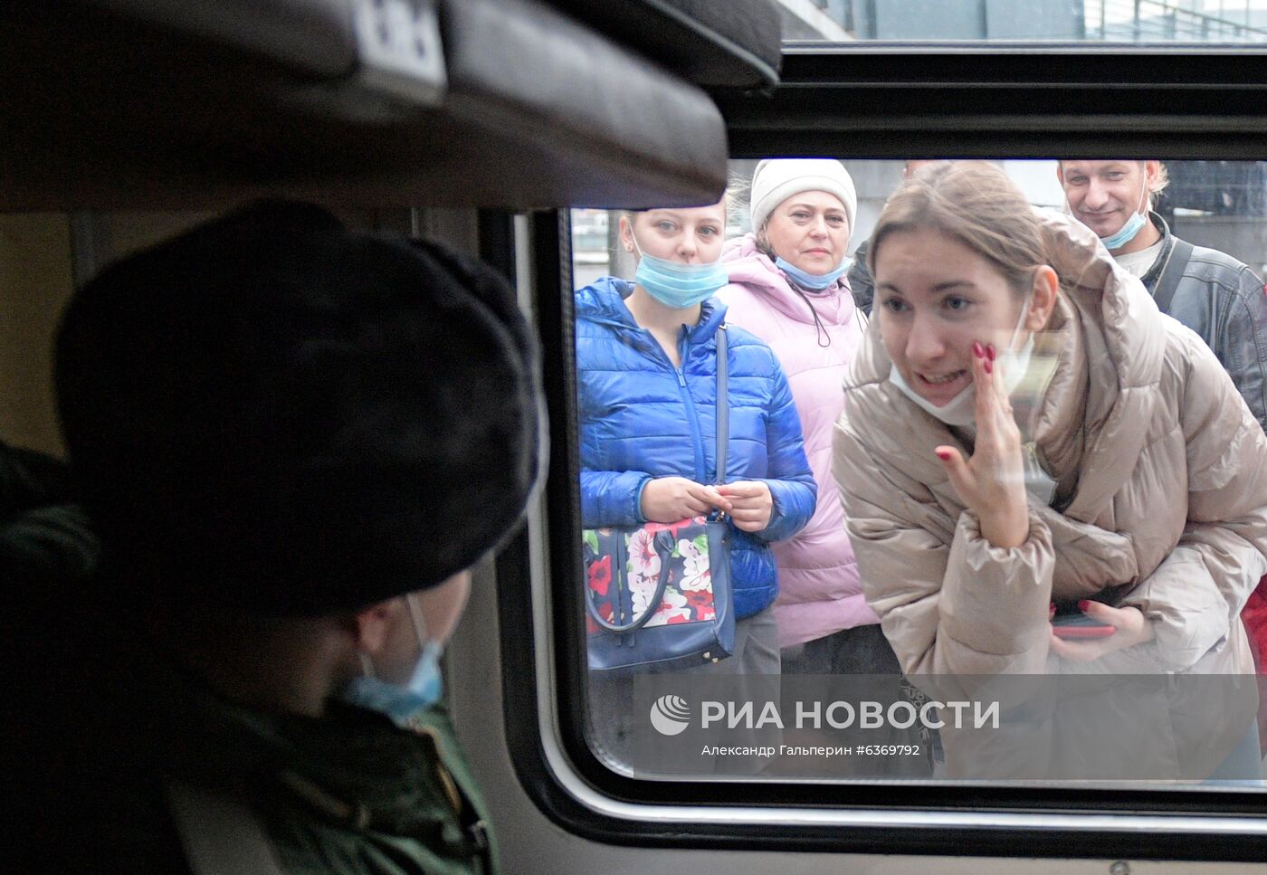 Отправка призывников в Санкт-Петербурге