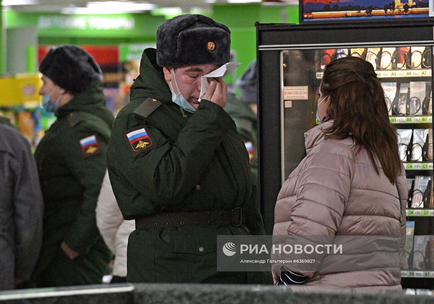 Отправка призывников в Санкт-Петербурге