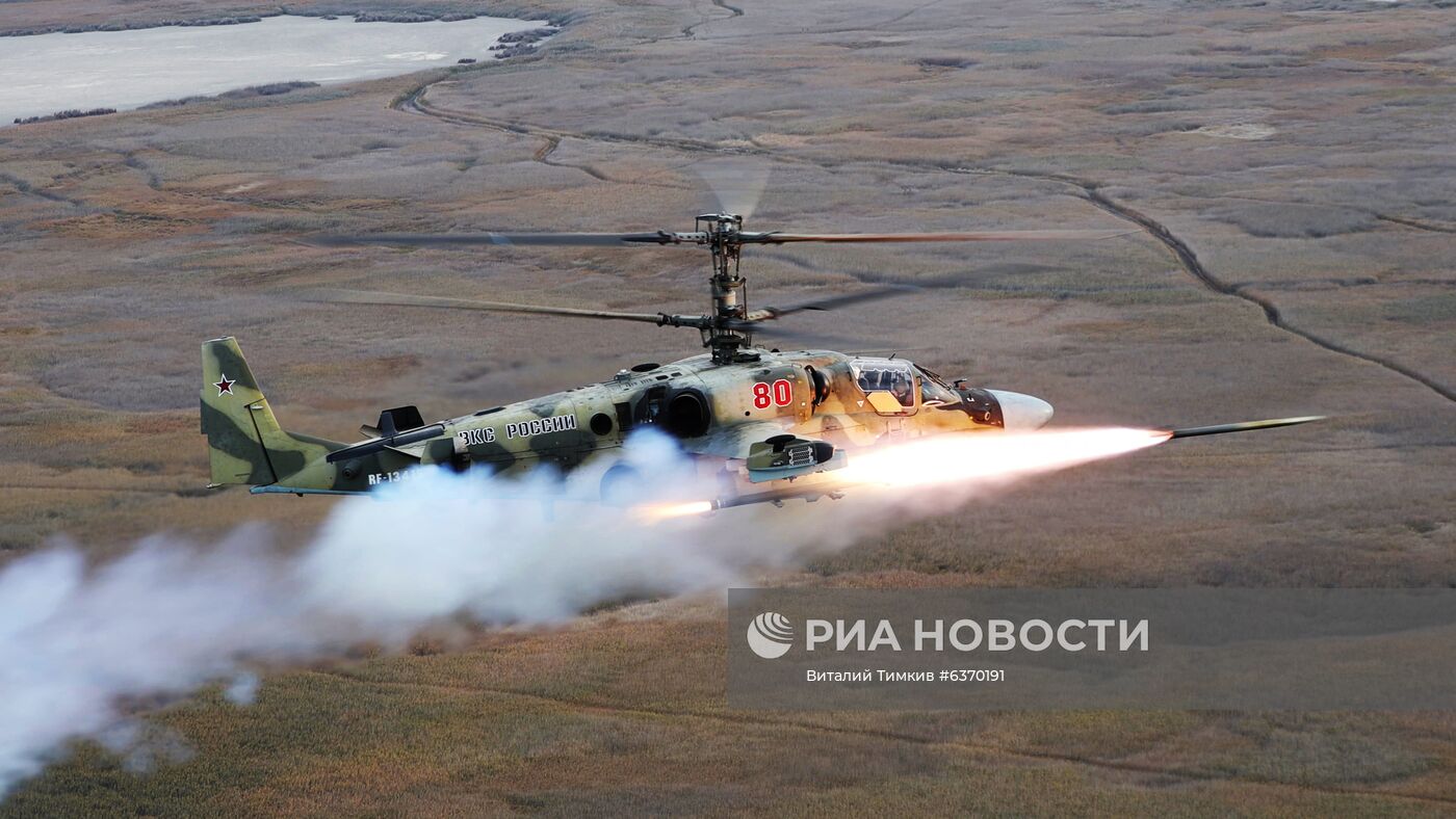 Учебно-тренировочные полеты экипажей армейской авиации ЮВО