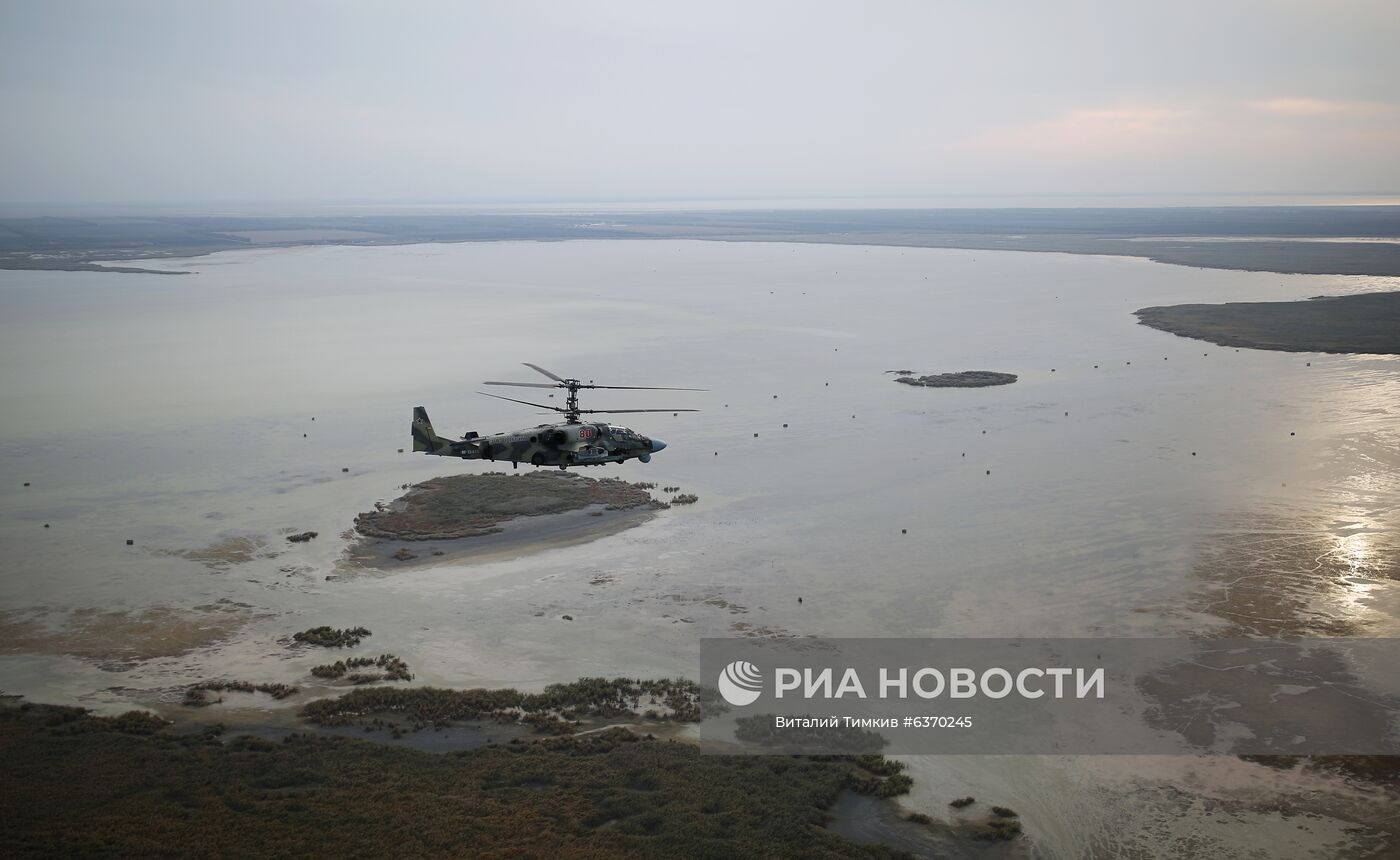 Учебно-тренировочные полеты экипажей армейской авиации ЮВО