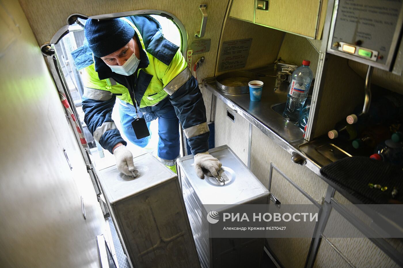 Ту-154 совершил последний в России гражданский полет