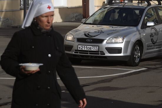 Запуск беспилотного автомобиля для доставки грузов на территории ГКБ № 1 им. Н. И. Пирогова 