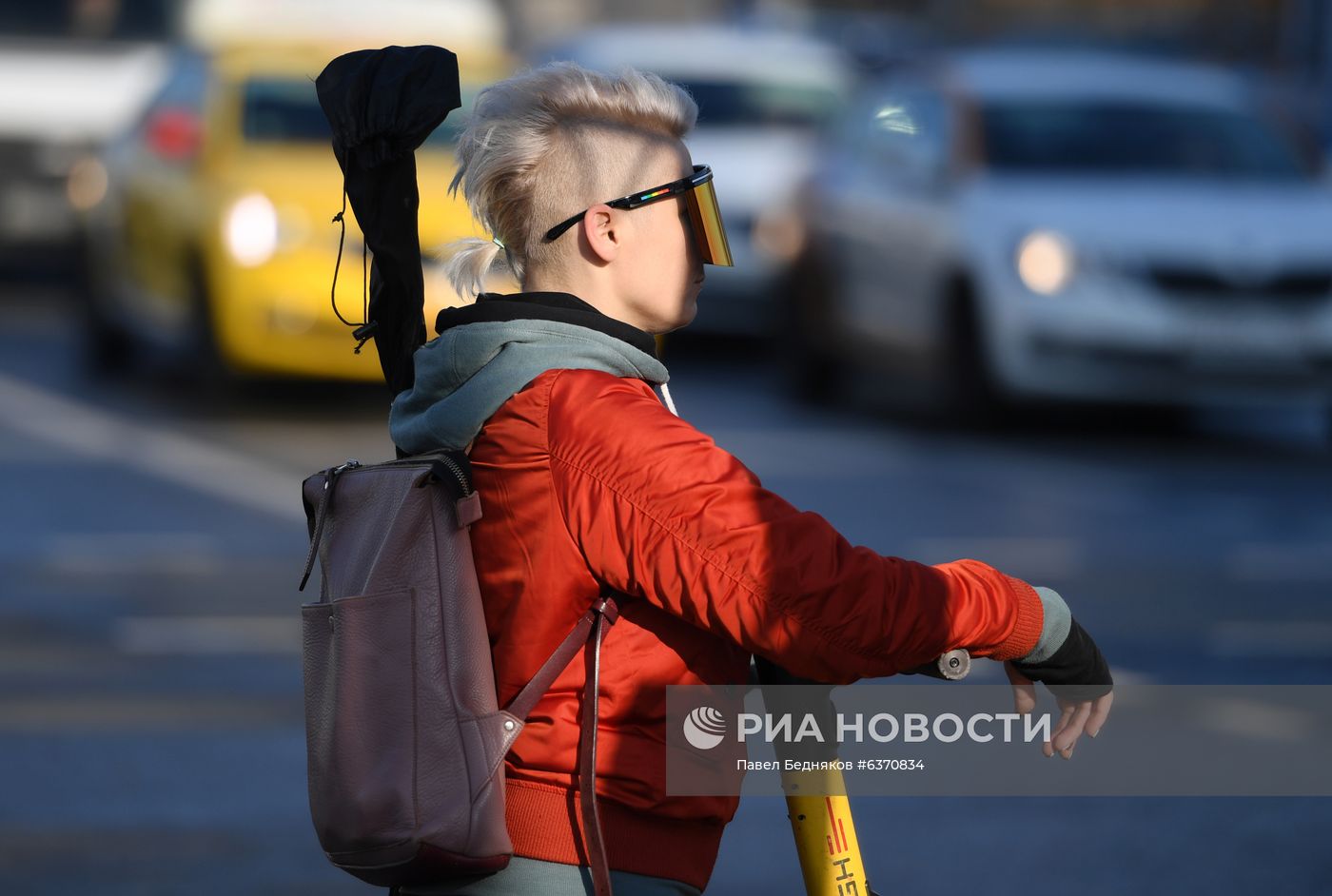 Роспотребнадзор ввел всеобщий масочный режим