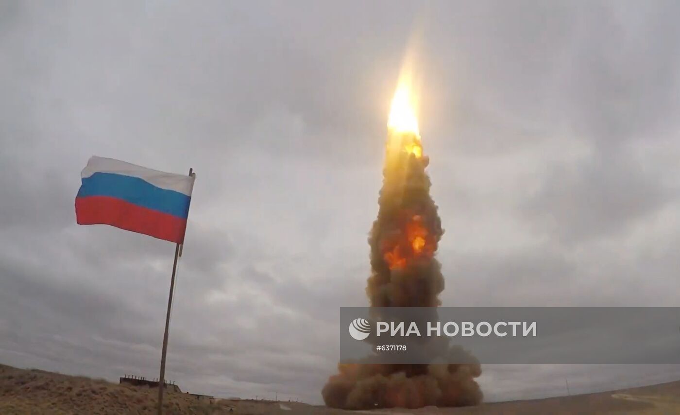 Пуск новой противоракеты системы ПРО на полигоне Сары-Шаган