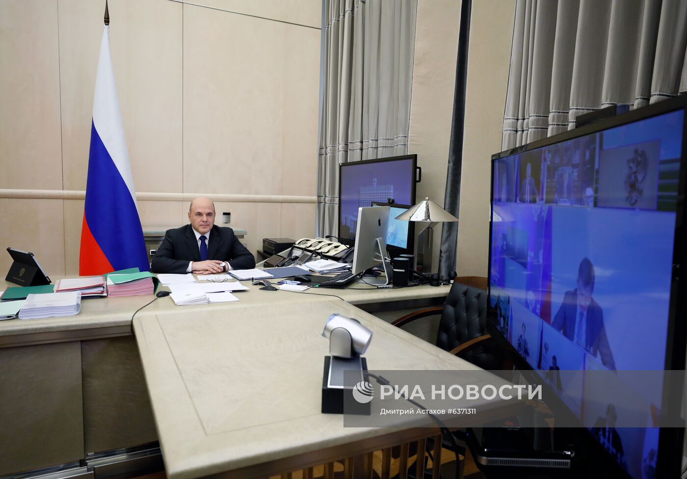 Премьер-министр РФ М. Мишустин провел заседание правительства РФ