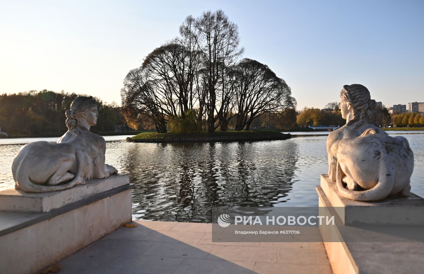 Осень в Царицыно