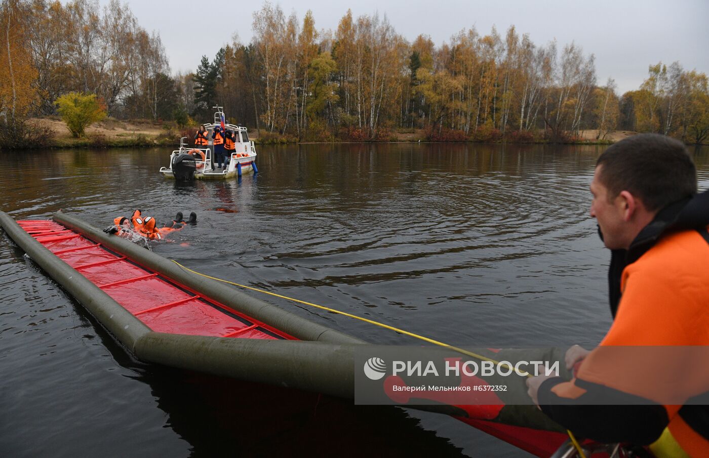 Подготовка водных спасателей к зиме