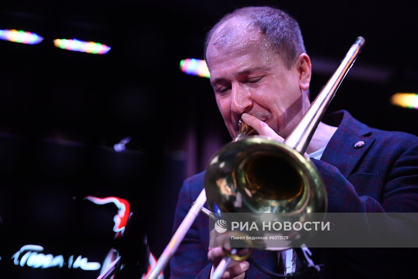Презентация альбома Sergey Dolzhenkov Quinte