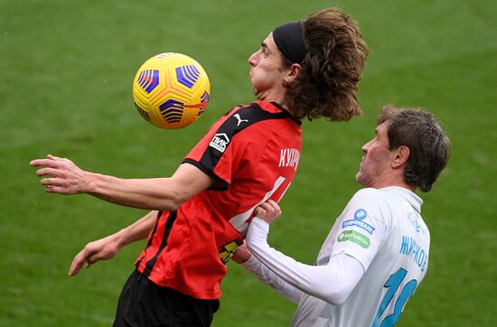 Футбол. РПЛ. Матч "Химки"  "Зенит"