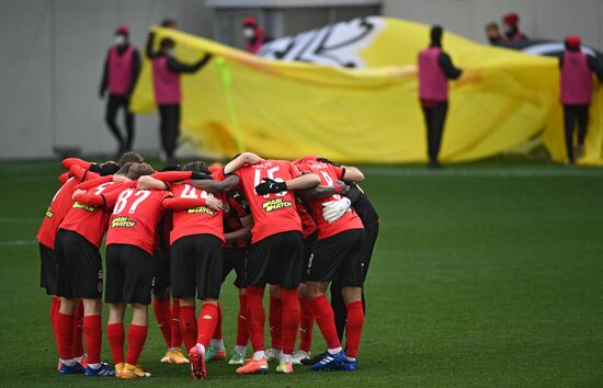 Футбол. РПЛ. Матч "Химки"  "Зенит"