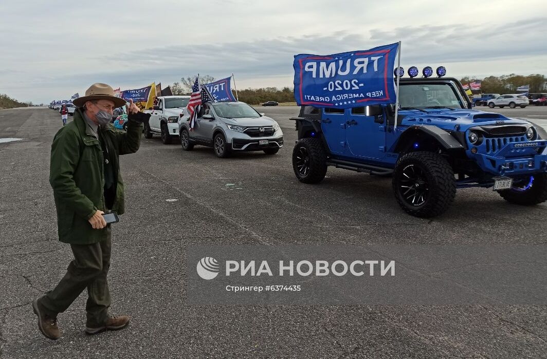 Автопробег сторонников Трампа в Нью-Йорке