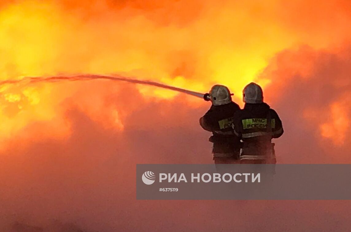 Пожар в промзоне в Твери