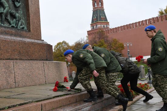 Президент РФ В. Путин принял участие в торжествах по случаю Дня народного единства