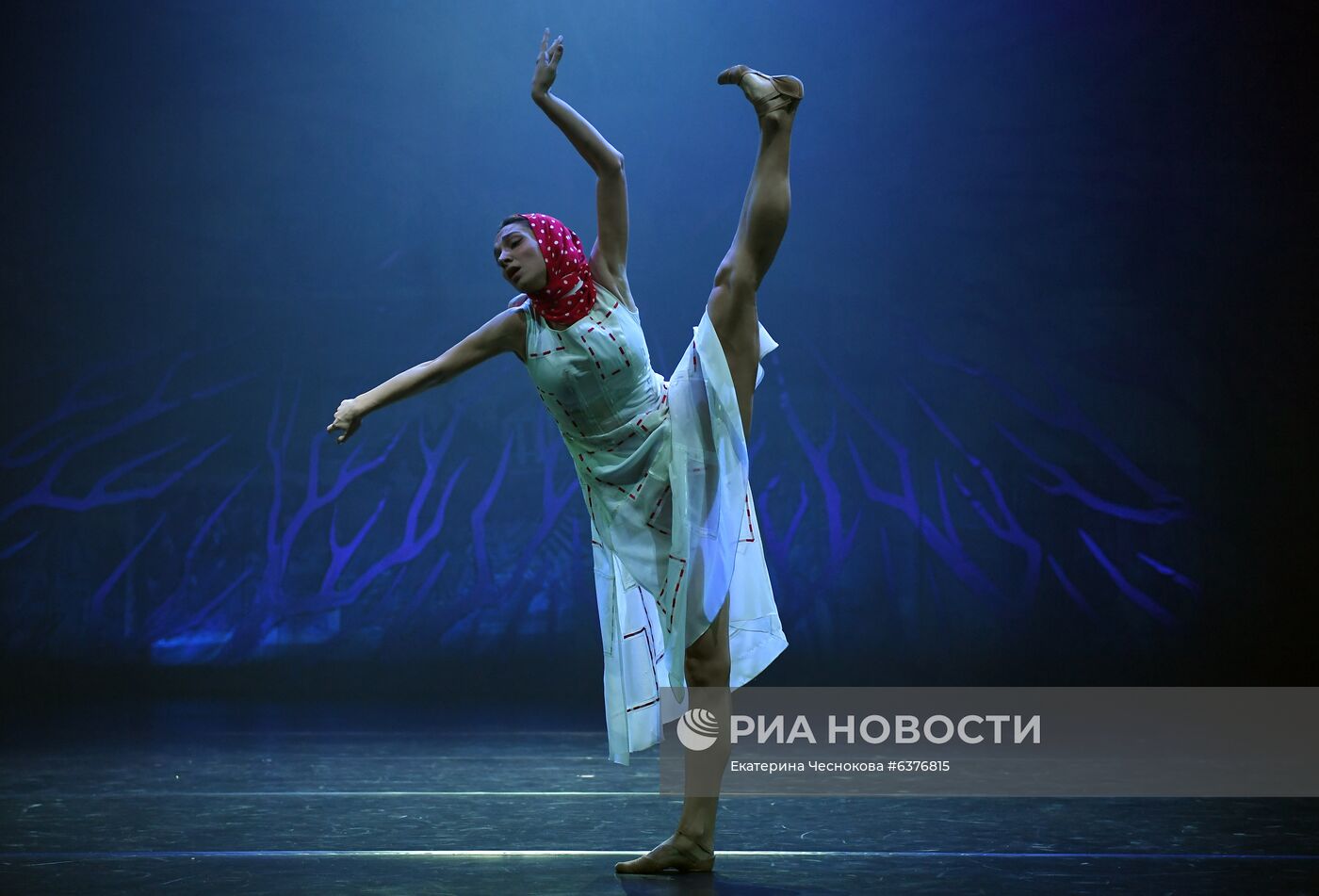 Одноактные спектакли театра танца "Гжель"