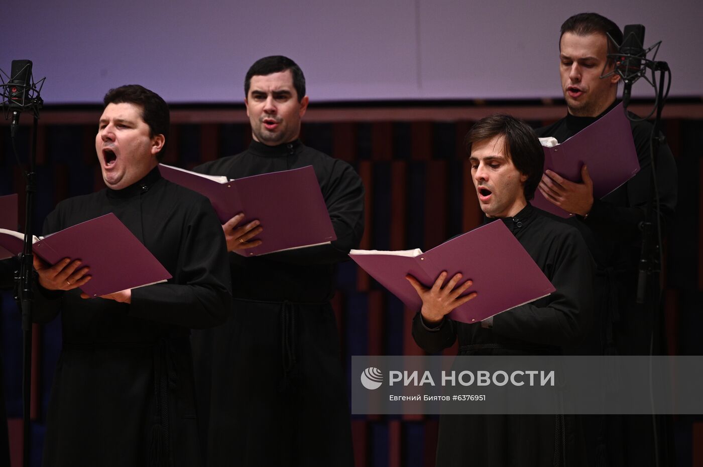 Концерт мужских церковных хоров в Зарядье