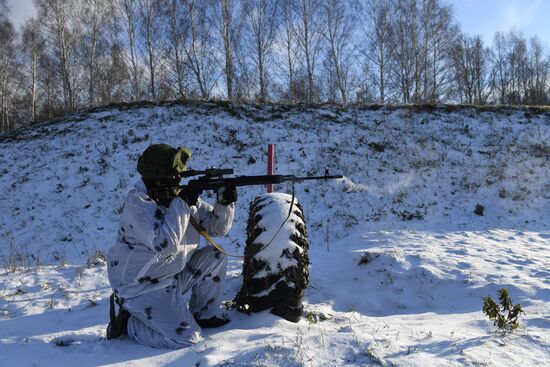 Подготовка разведчиков в Новосибирском высшем военном командном училище