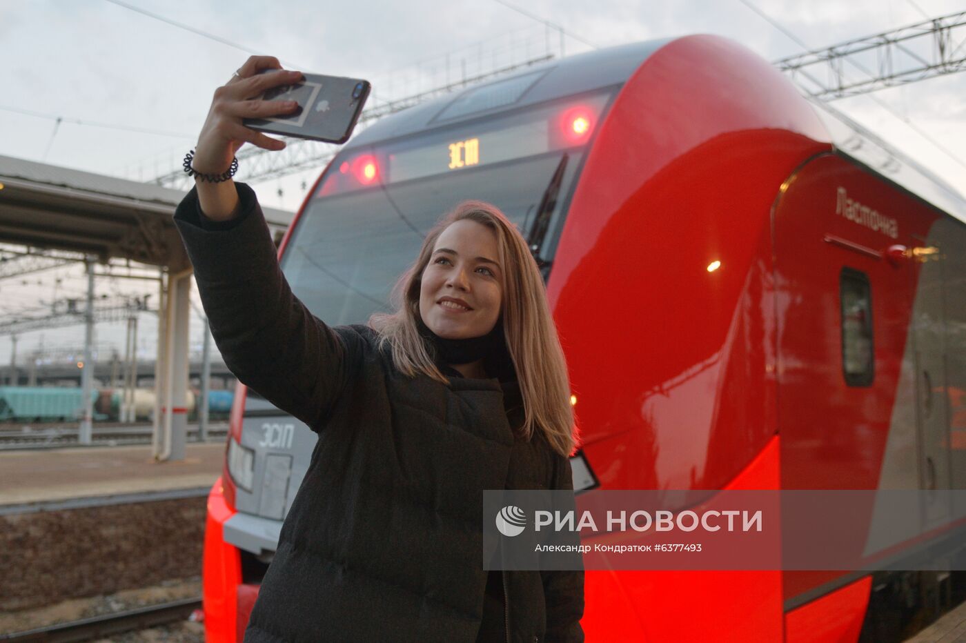 Первый рейс скоростного поезда "Ласточка" по маршруту Челябинск - Магнитогорск 