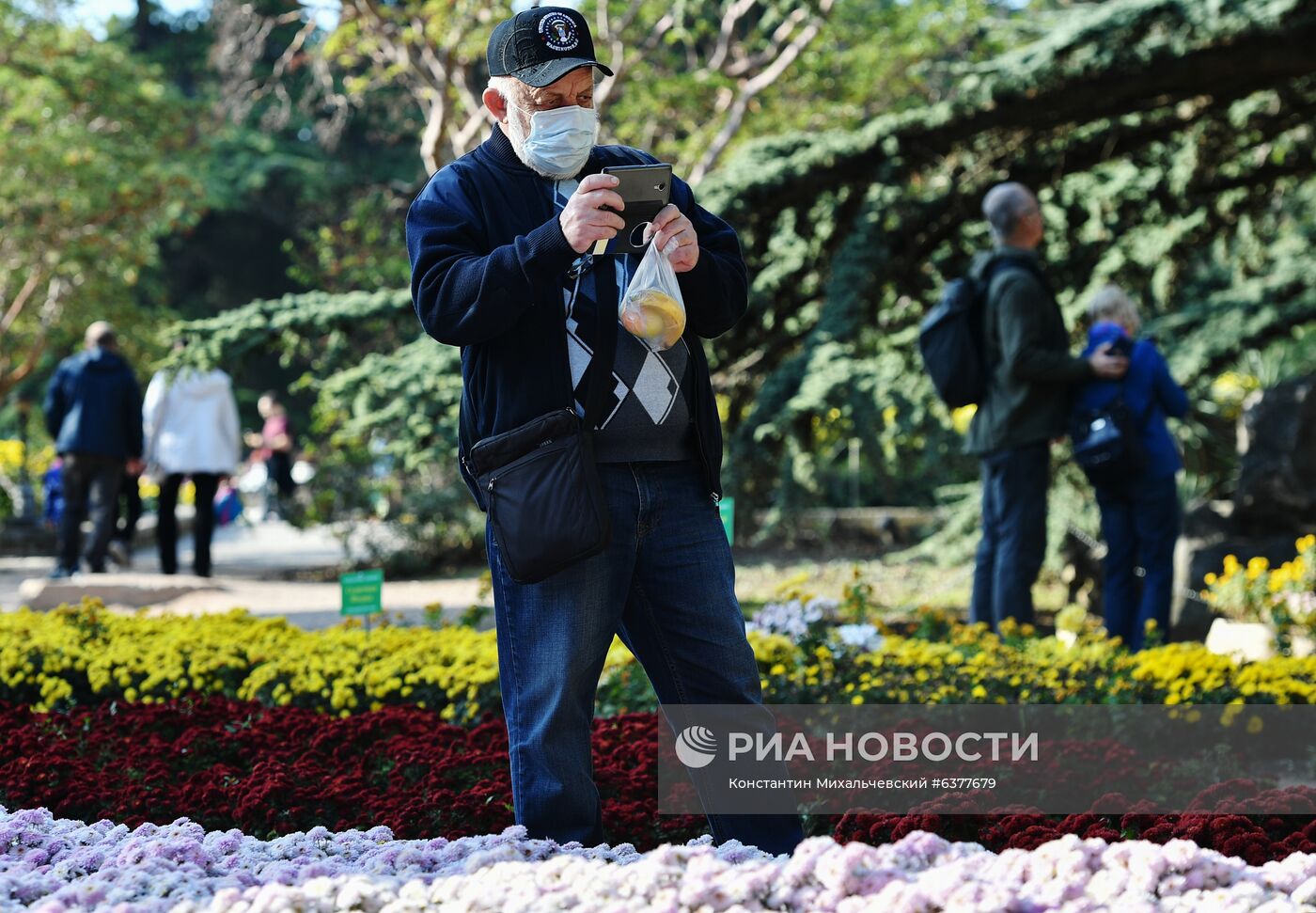 "Бал хризантем" в Никитском ботаническом саду