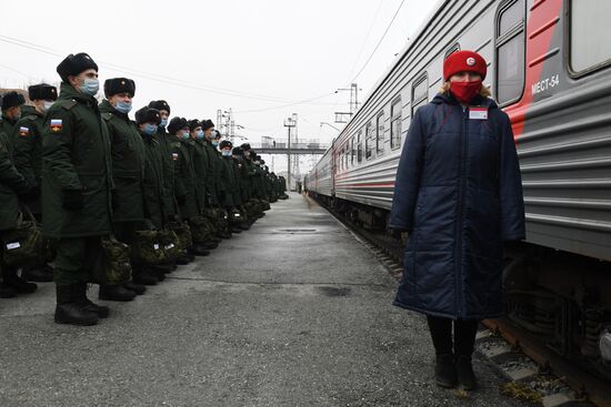 Отправка призывников в Новосибирске