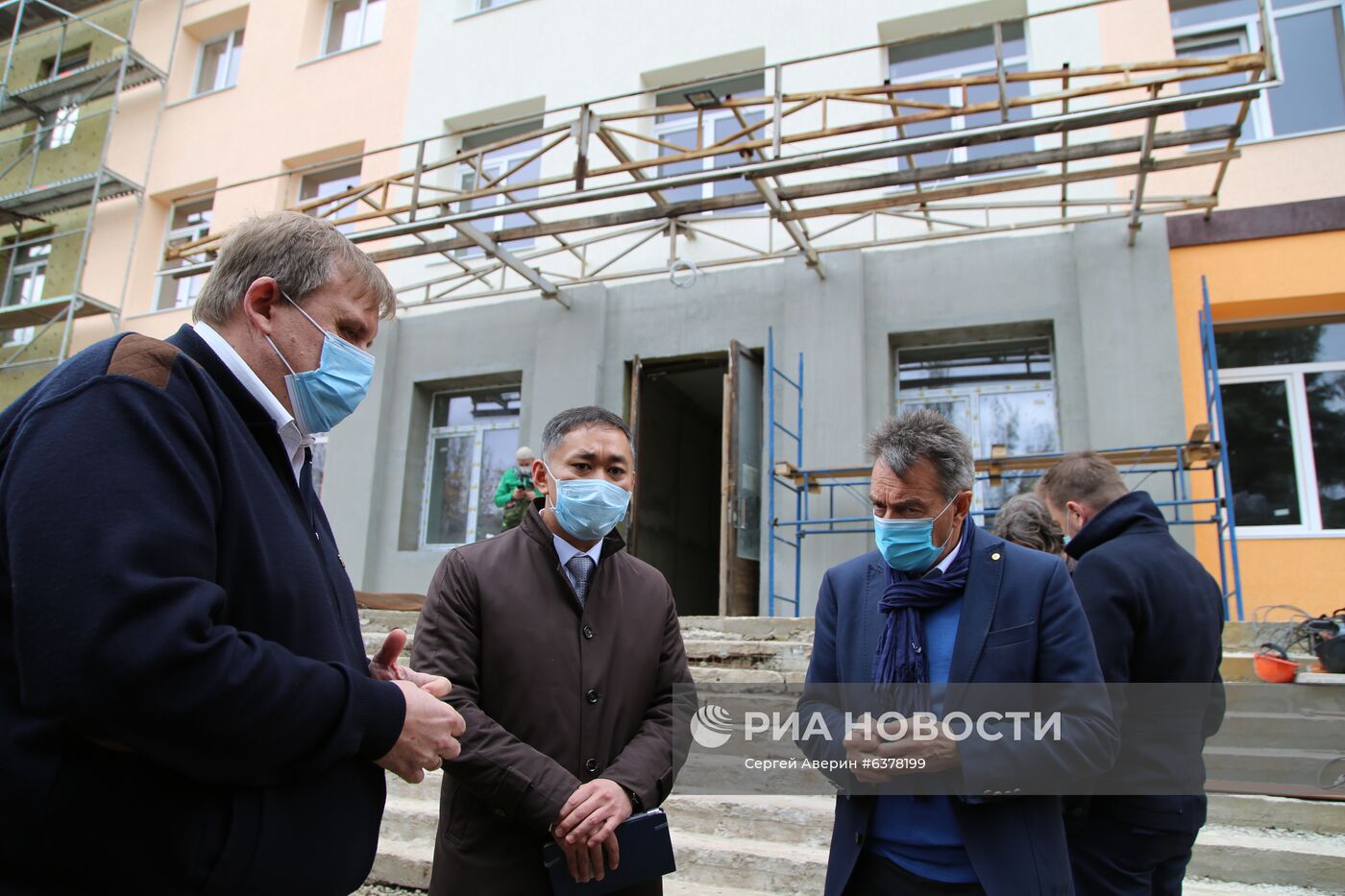 Глава Красного Креста П. Маурер посетил Донбасс