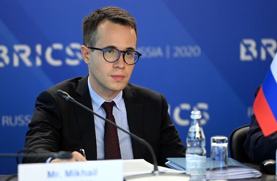 Заседание шерп/су-шерп стран БРИКС. День второй