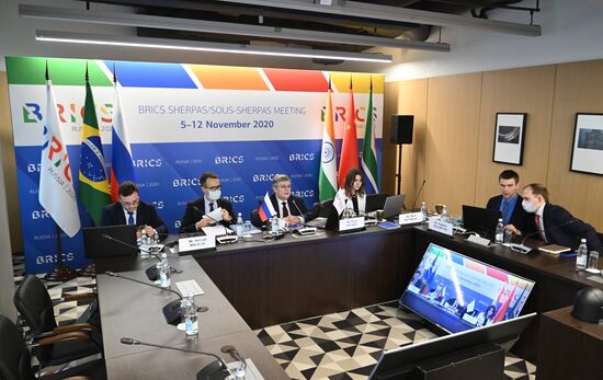 Заседание шерп/су-шерп стран БРИКС. День второй