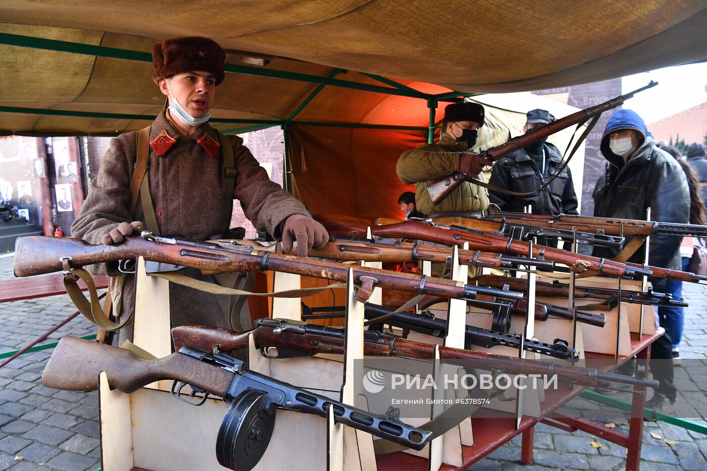 Музей инсталляций под открытым небом на Красной площади