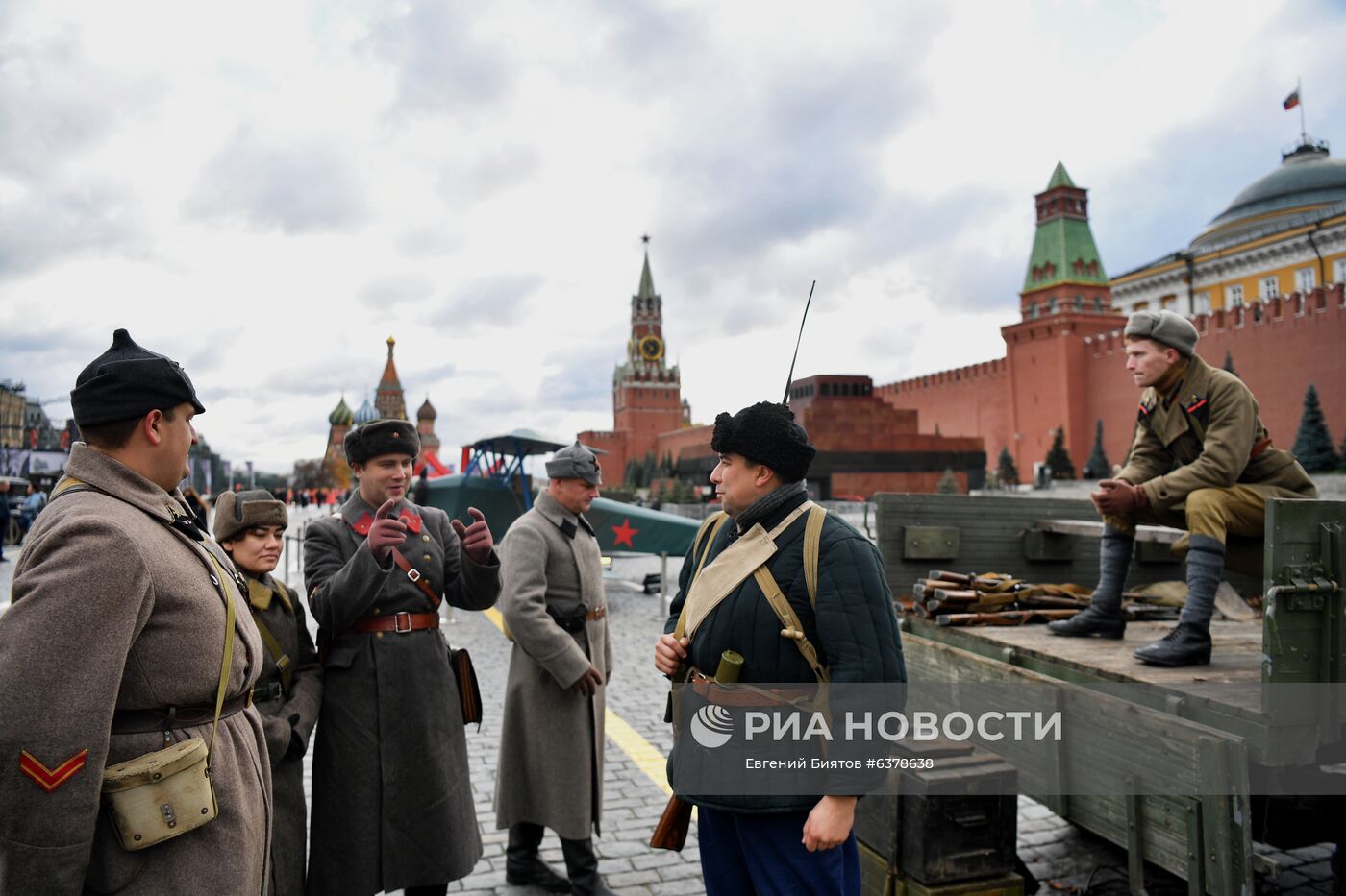 Музей инсталляций под открытым небом на Красной площади