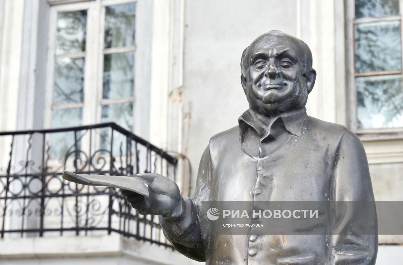 Траур в Одессе в связи со смертью М. Жванецкого