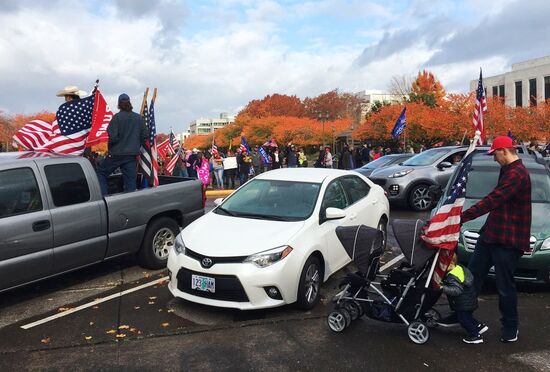 Акция сторонников Трампа в Орегоне