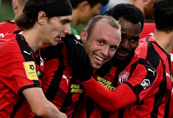 Футбол. РПЛ. Матч "Химки" – "Рубин"