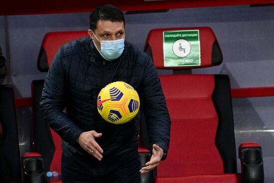 Футбол. РПЛ. Матч "Химки" – "Рубин"