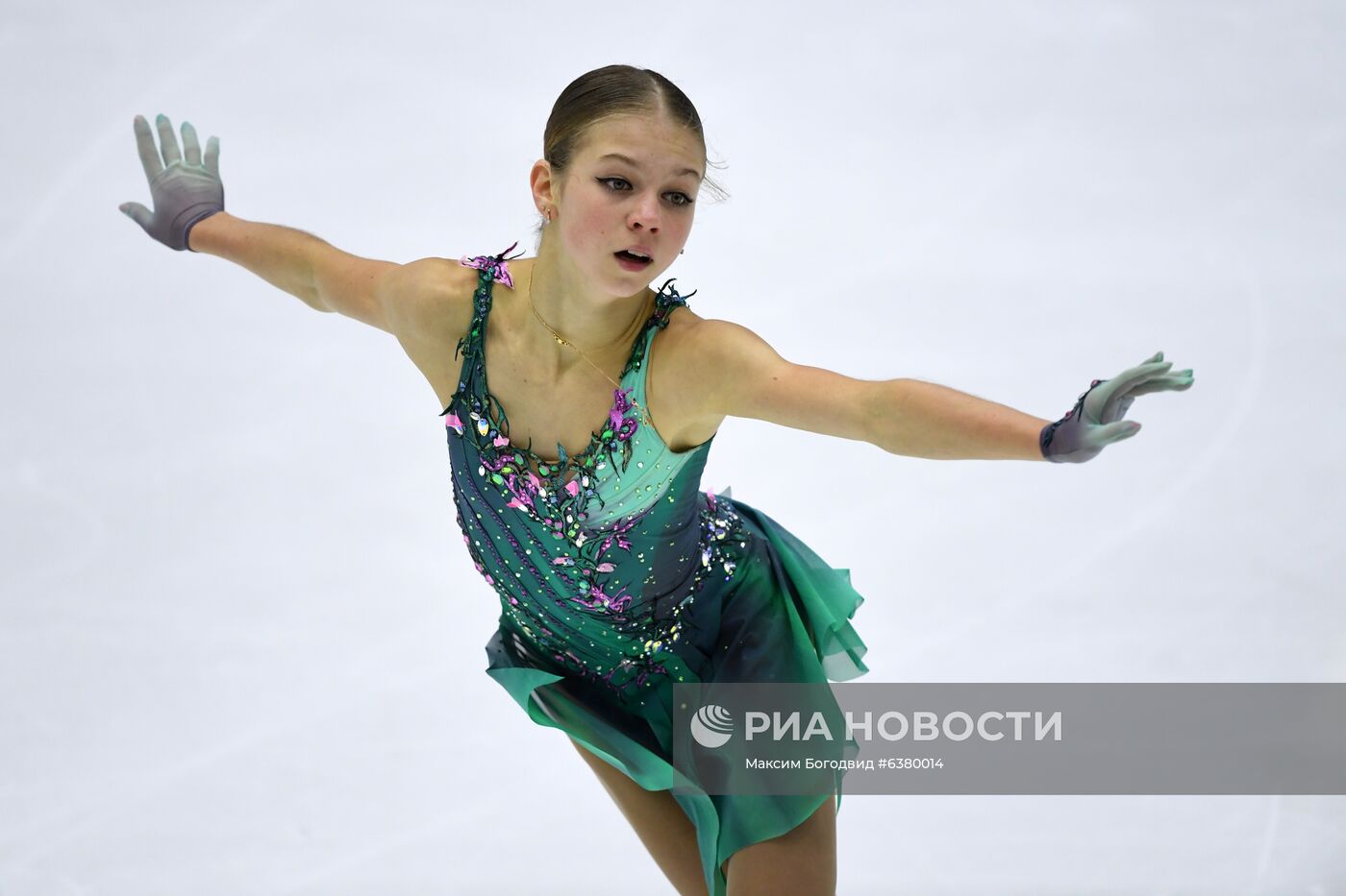 Фигурное катание. IV этап Кубка России. Женщины. Короткая программа