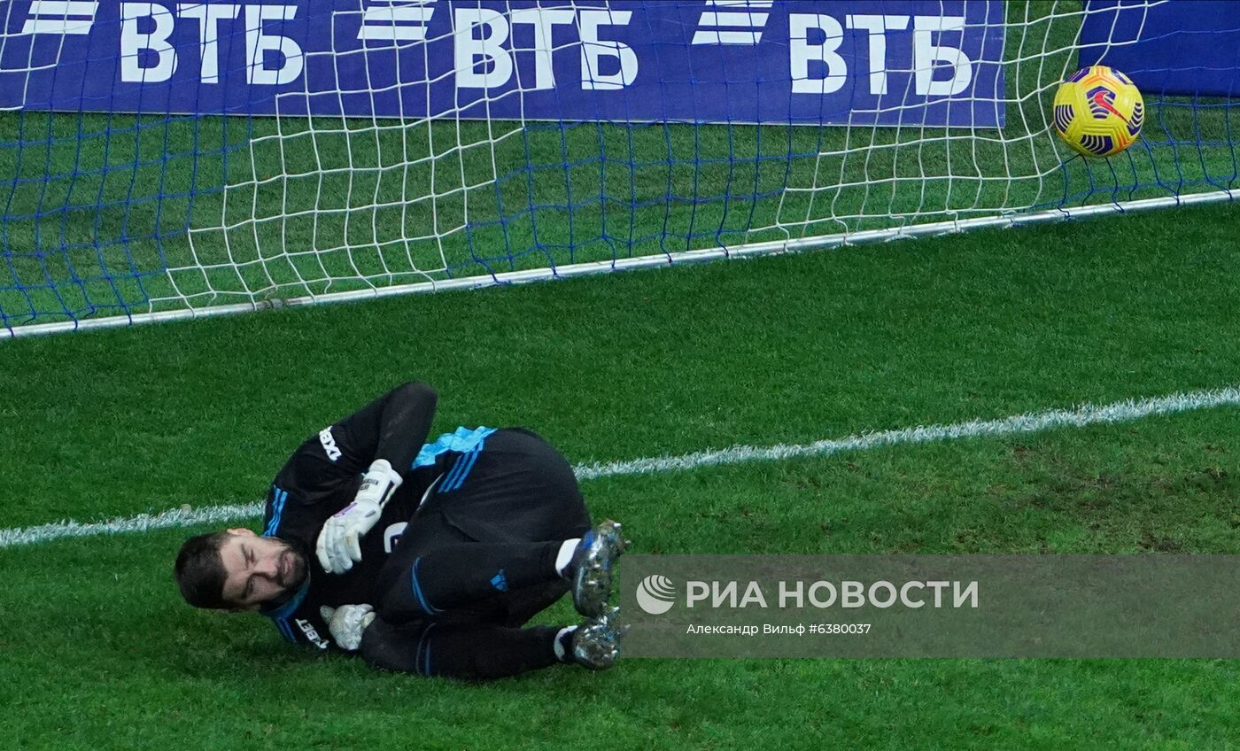 Футбол. РПЛ. Матч "Динамо" - "Локомотив"