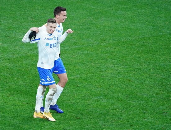 Футбол. РПЛ. Матч "Динамо" - "Локомотив"