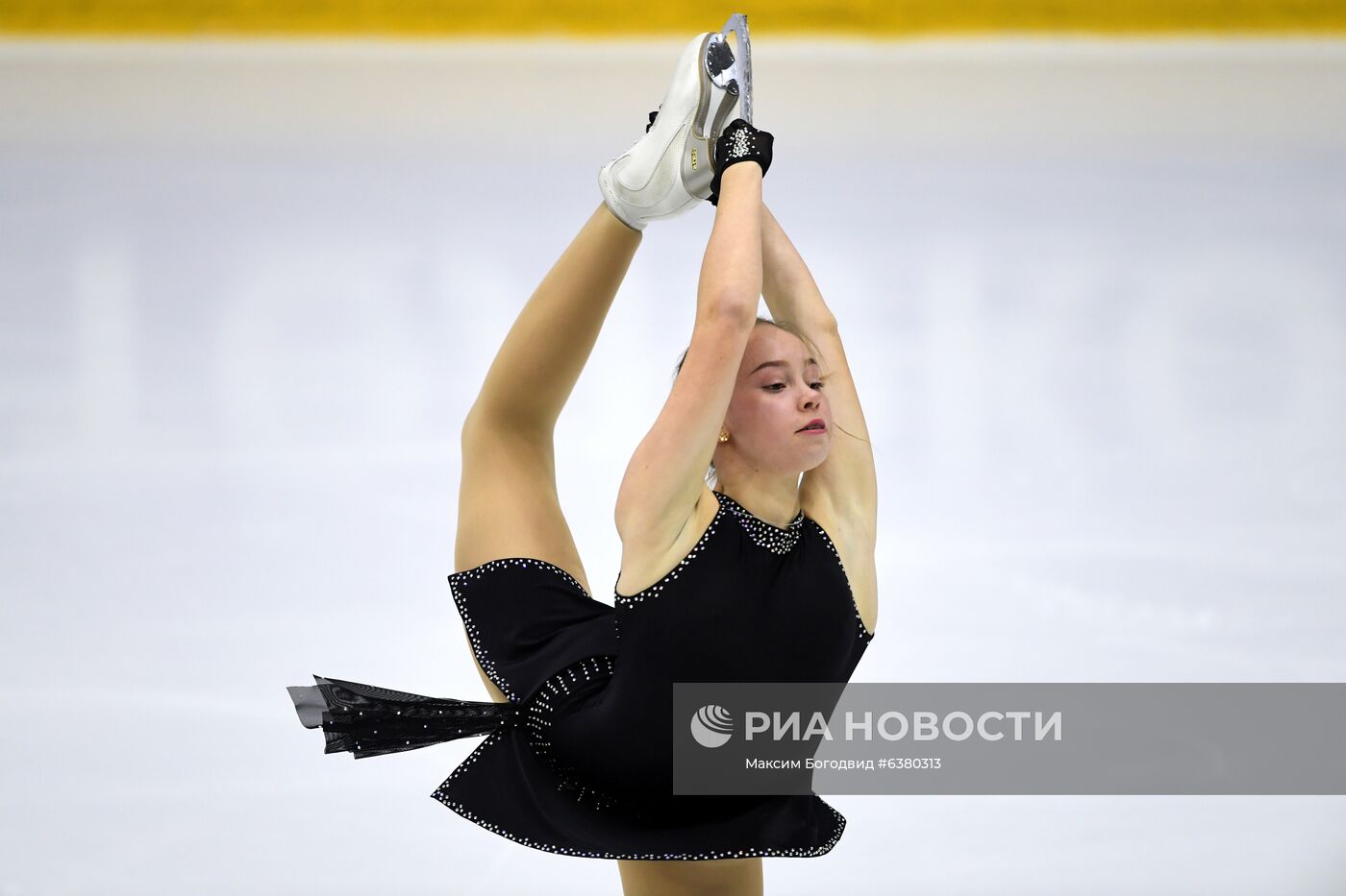 Фигурное катание. IV этап Кубка России. Женщины. Короткая программа
